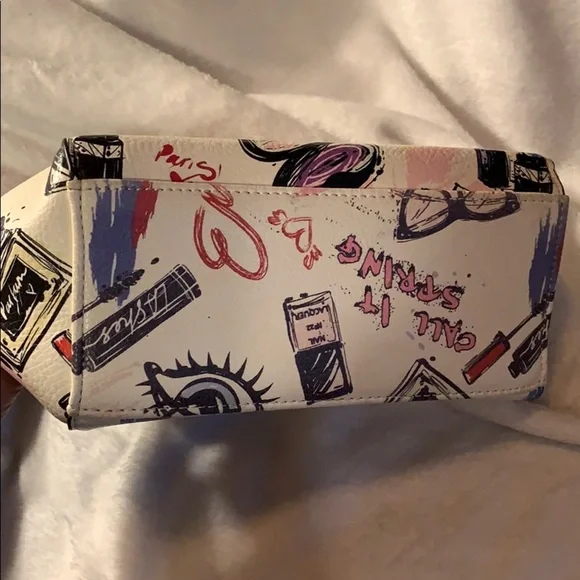 Satchel w/ Shoulder Strap by “Call it Spring” FUN! - Picture 15 of 16